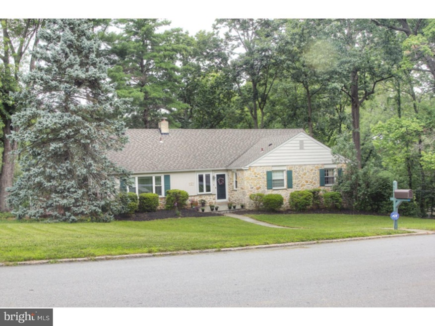 404 Hilltop Rd, Paoli, PA 19301 - photo 1