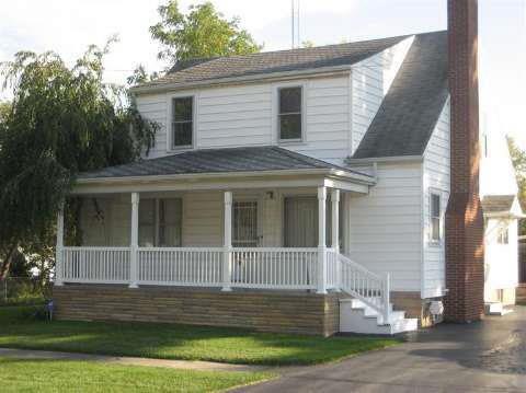 951 Huron St, Flint, MI 48507 - photo 1