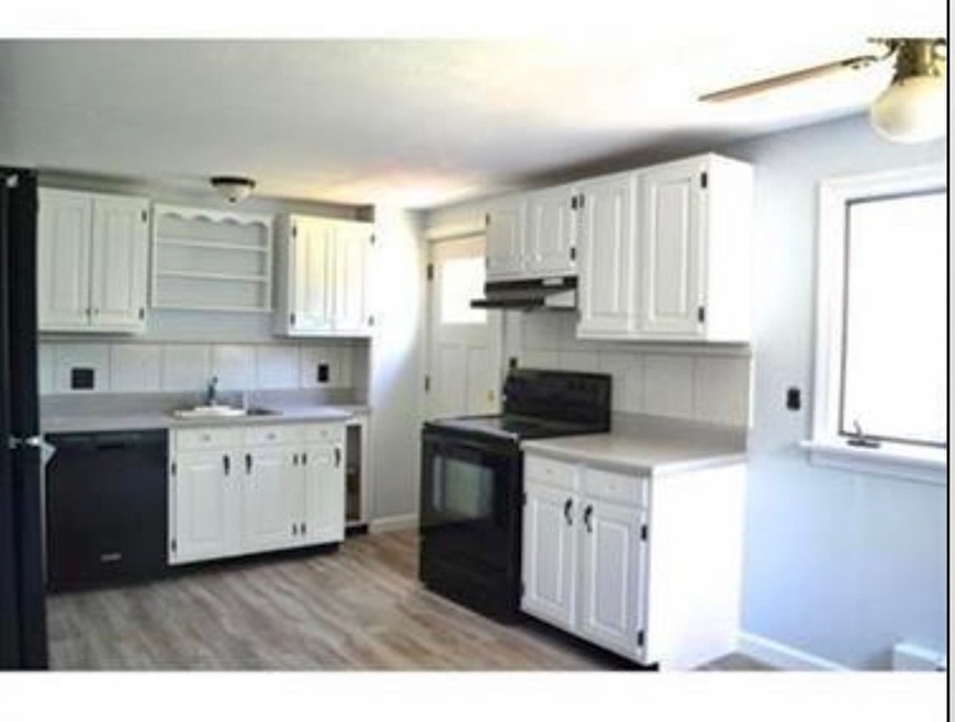 65 Mohawk St unit 2, Sharon, MA 02067 - photo 1