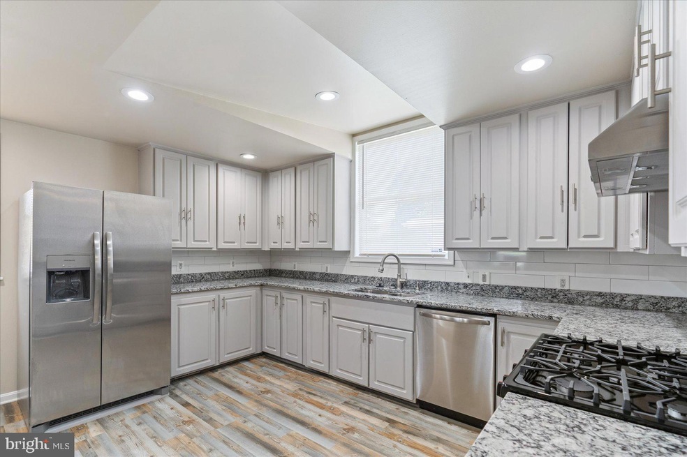 5507 Narcissus Ave, Baltimore, MD 21215 - photo 1