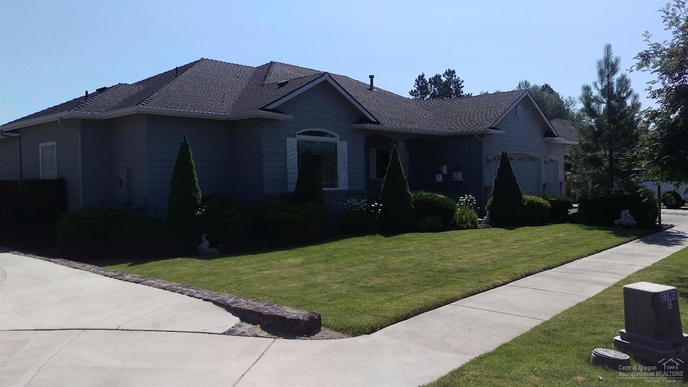 314 SE Springer Ct, Bend, OR 97702 - photo 1