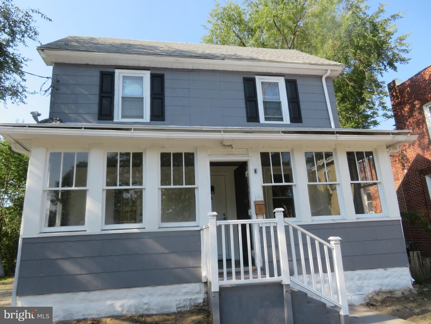 7 W Monroe St, Paulsboro, NJ 08066 - photo 1