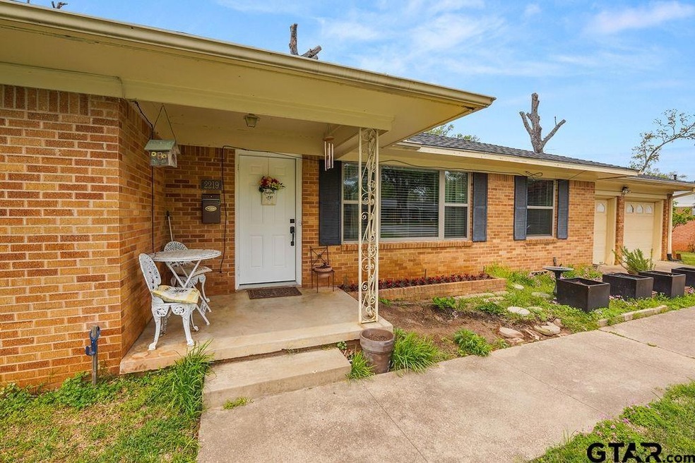 Sold • Co-Listing Agent