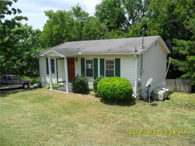 1520 Parker Ave, Shelbyville, TN 37160 - photo 1