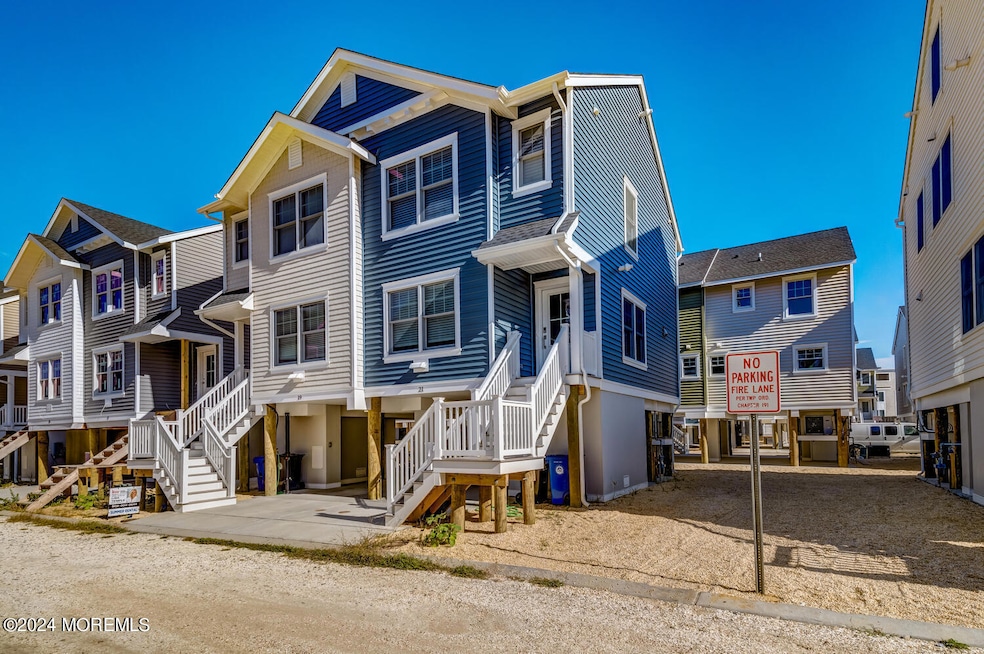 21 Cummings St Mantoloking NJ-large-001-
