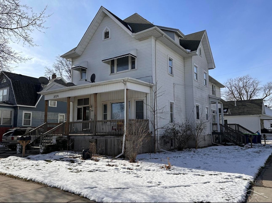 259 N Madison Ave, Bay City, MI 48708 - photo 1