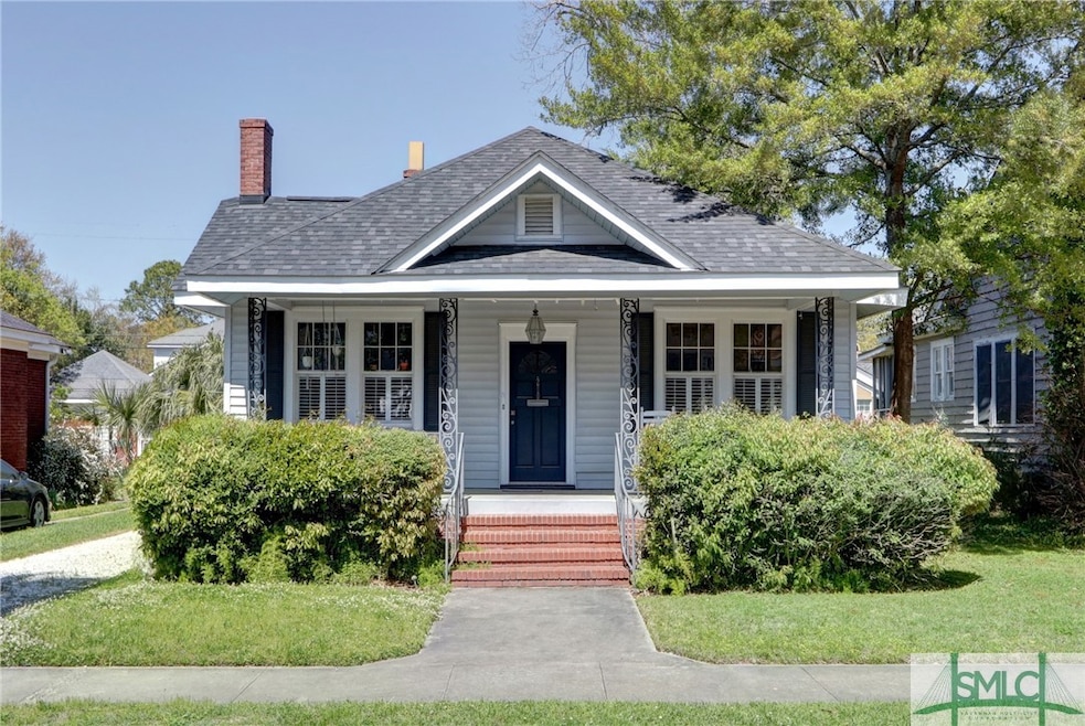 210 E 54th St, Savannah, GA 31405 - photo 1