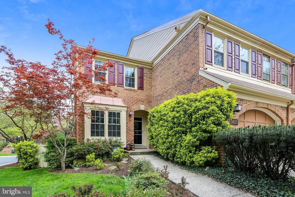 5800 Tudor Ln, Rockville, MD 20852 - photo 1