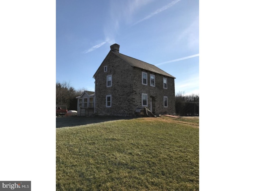 3405 E Buck Rd, Pennsburg, PA 18073 - photo 1