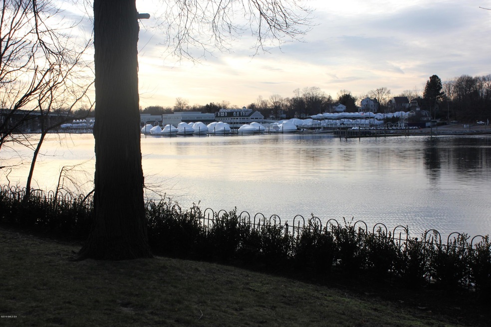 5 Wallasy Way, Riverside, CT 06878 - photo 1