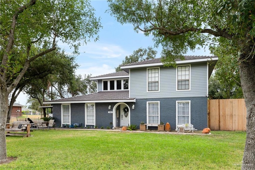705 Alameda St, San Juan, TX 78589 - photo 1