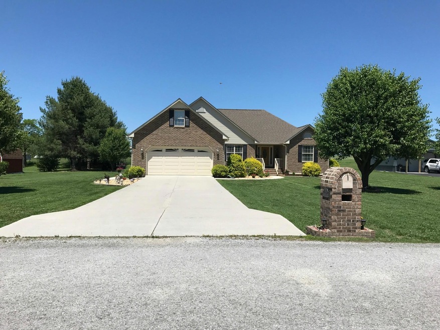 Welcome to 71 Angus Ln.