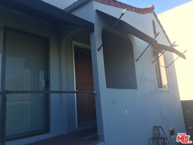 1655 S Highland Ave, Los Angeles, CA 90019 - photo 1