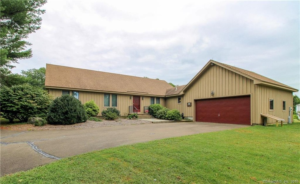 138 Wyassup Rd, North Stonington, CT 06359 - photo 1