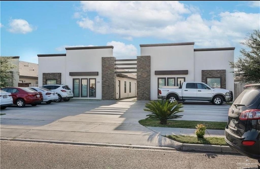 Gated West Oaks Community