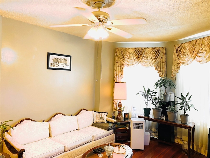 19 Castlegate Rd, Dorchester, MA 02121 - photo 1