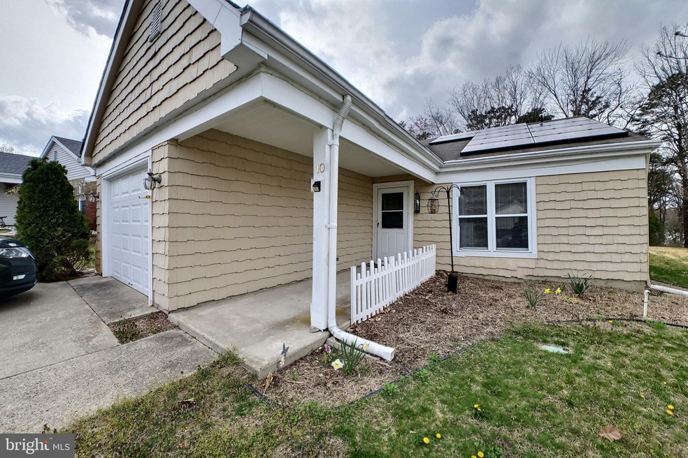 10 Stamford Place, Southampton, NJ 08088 - photo 1