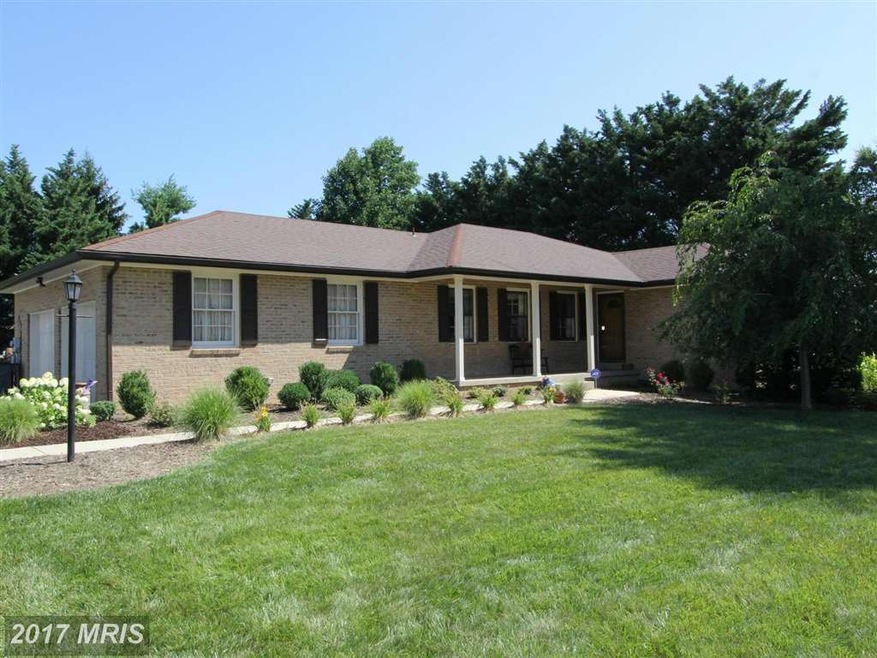 7122 Autumn Leaf Ln, Frederick, MD 21702 - photo 1