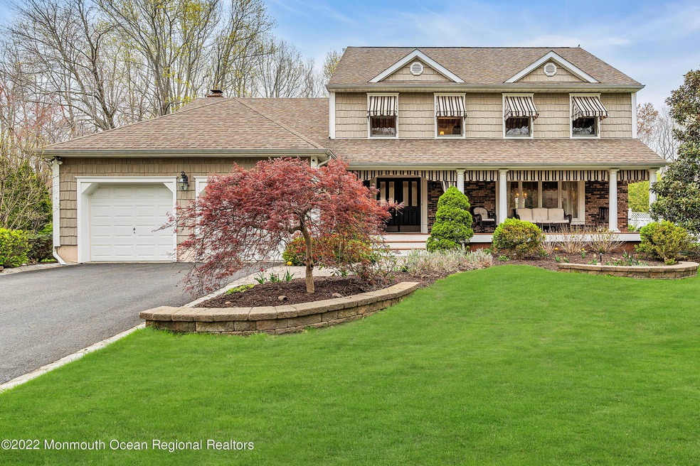 39 Meadows Ln