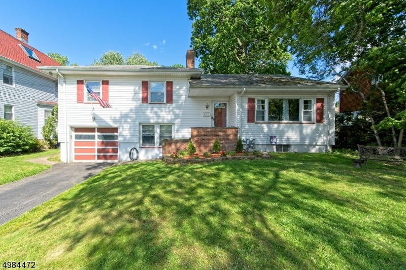 637 E Passaic Ave, Bloomfield, NJ 07003 - photo 1