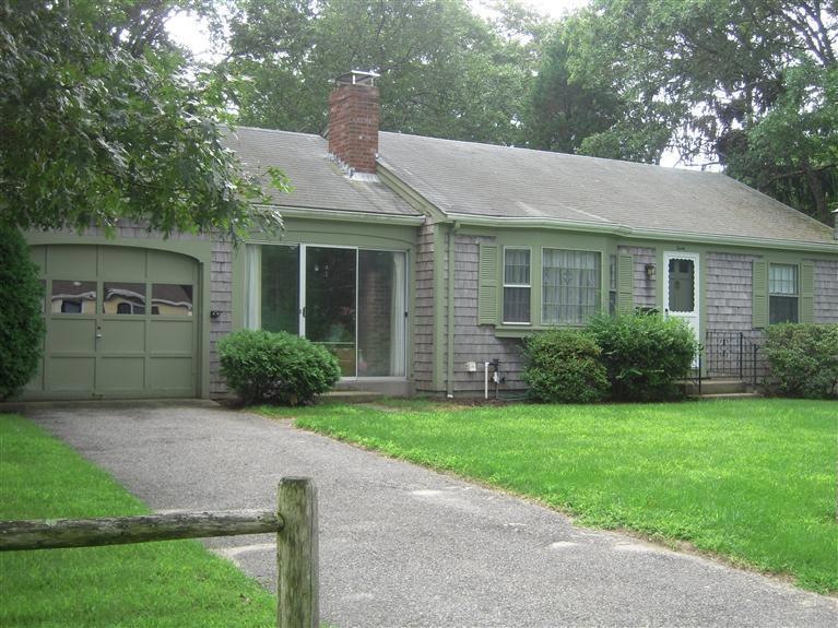 7 Fresh Brook Rd, South Yarmouth, MA 02664 - photo 1