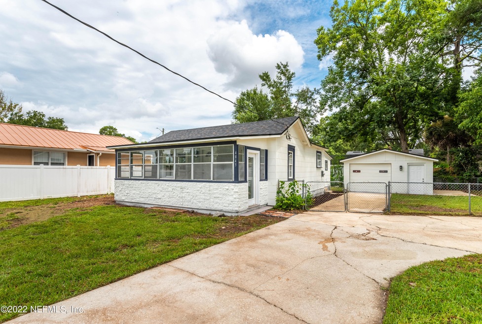 4843 Kerle St, Jacksonville, FL 32205 - photo 1