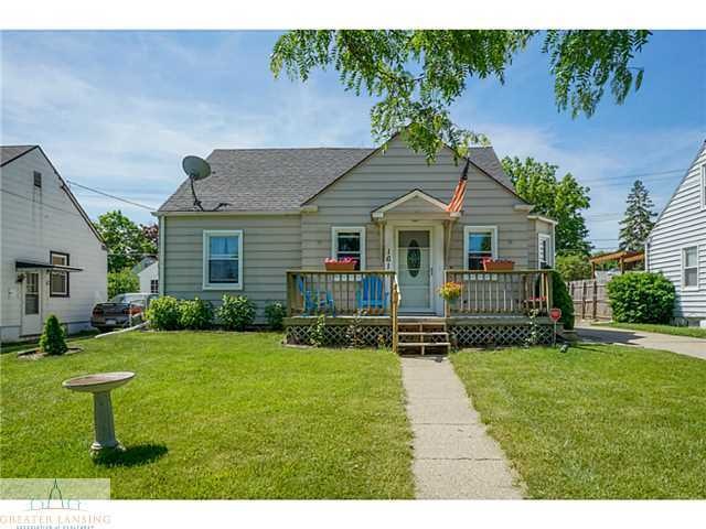 1611 W Barnes Ave, Lansing, MI 48910 - photo 1