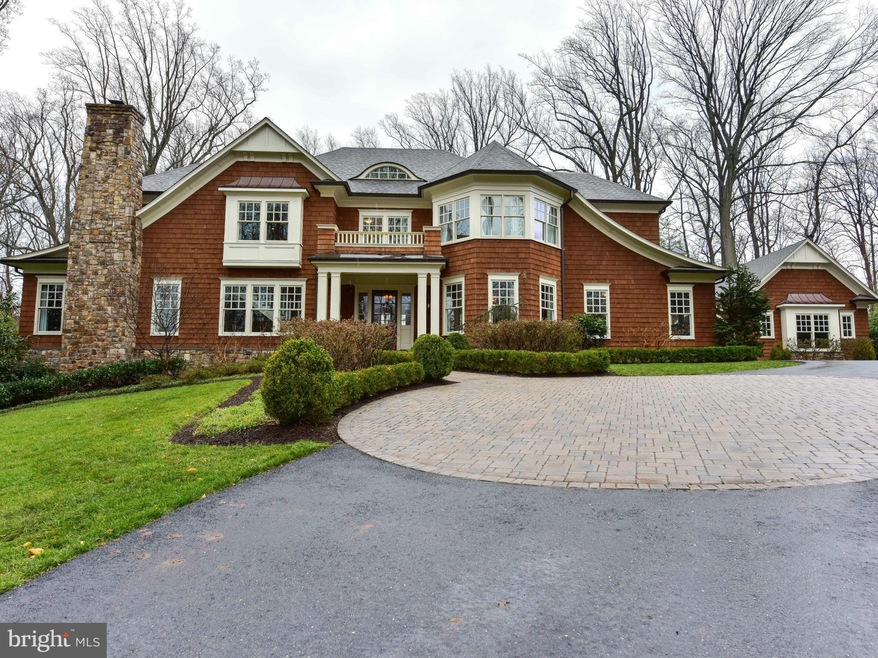 7029 Benjamin St, McLean, VA 22101 - photo 1