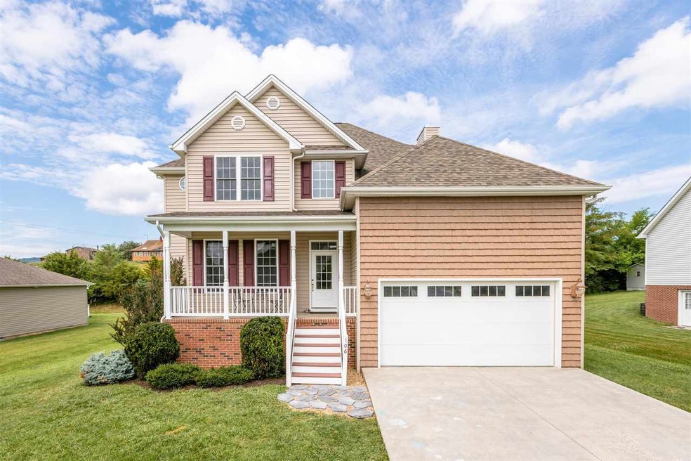 106 Wexford St, Staunton, VA 24401 - photo 1