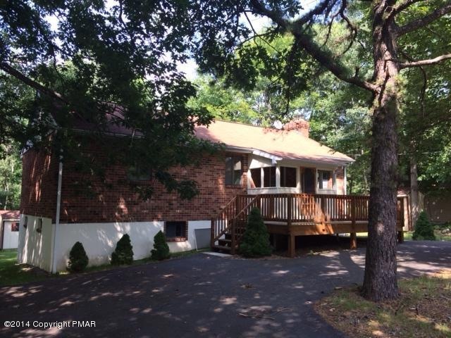 141 Laurel Ln, Blakeslee, PA 18610 - photo 1