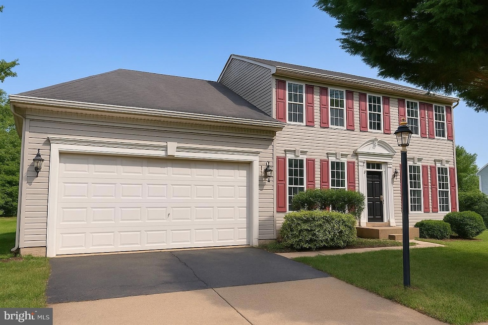 15489 Marsh Overlook Dr, Woodbridge, VA 22191 - photo 1