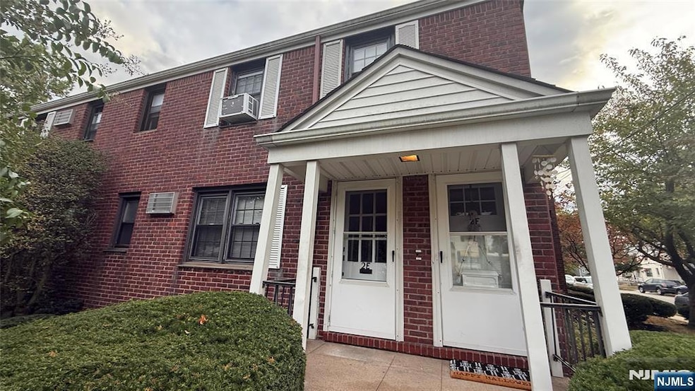 For Rent $1,950/month