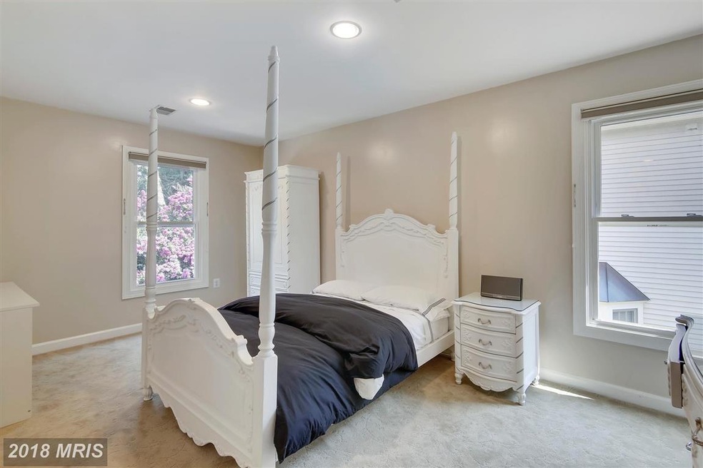 12221 Pissaro Dr, North Potomac, MD 20878 - photo 1