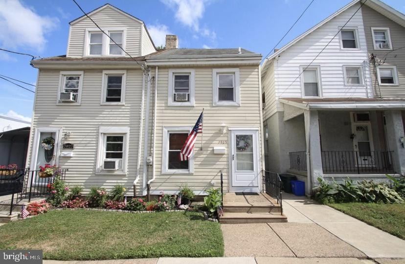 7925 Craig St, Philadelphia, PA 19136 - photo 1