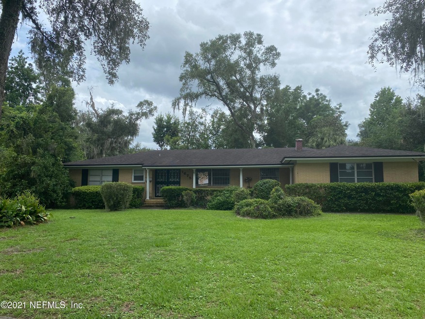 1675 Londonderry Ct, Jacksonville, FL 32210 - photo 1