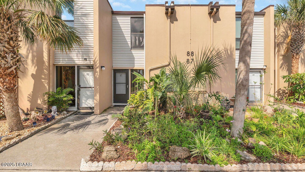 001_trevisuality_5500_ocean_shore_blvd-1