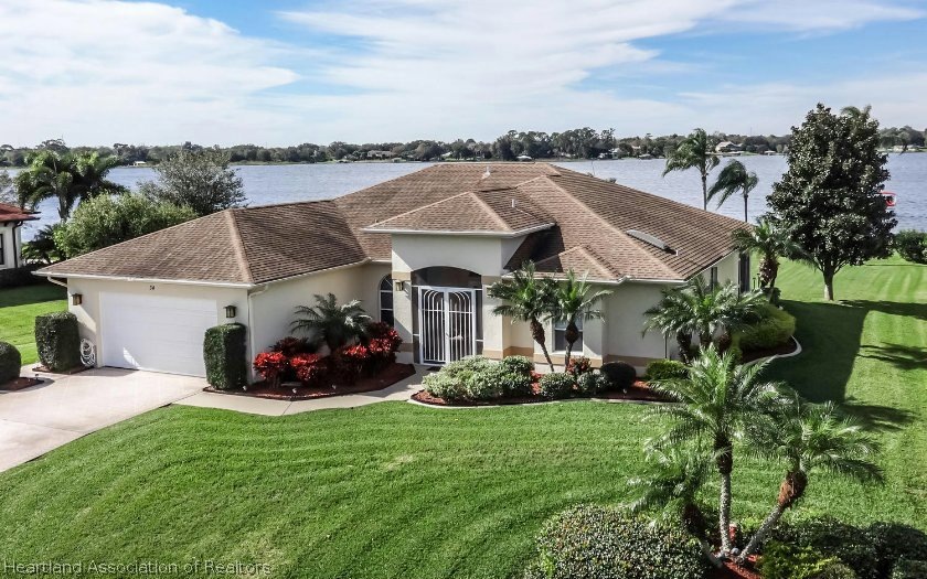 34 Meadowlake Cir S, Lake Placid, FL 33852 - photo 1