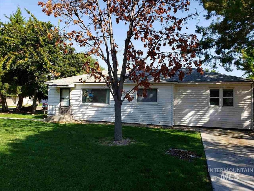 424 S Elder St, Nampa, ID 83686 - photo 1