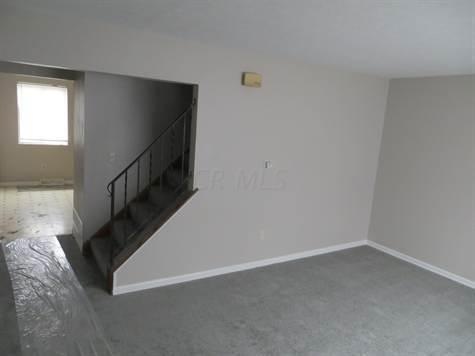 429 Barnett Rd, Columbus, OH 43213 - photo 1