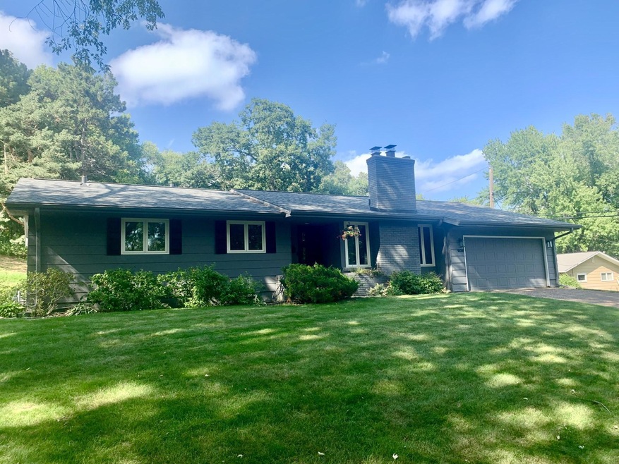 1438 Texas Cir S, Saint Louis Park, MN 55426 - photo 1