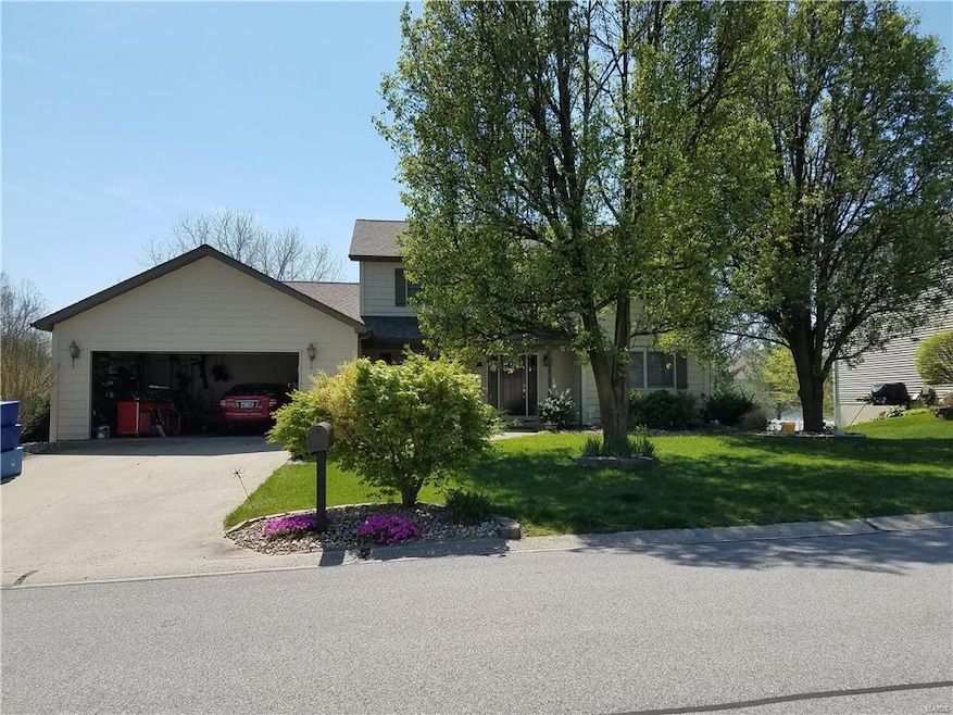 14 Pine Valley Dr, Collinsville, IL 62234 - photo 1