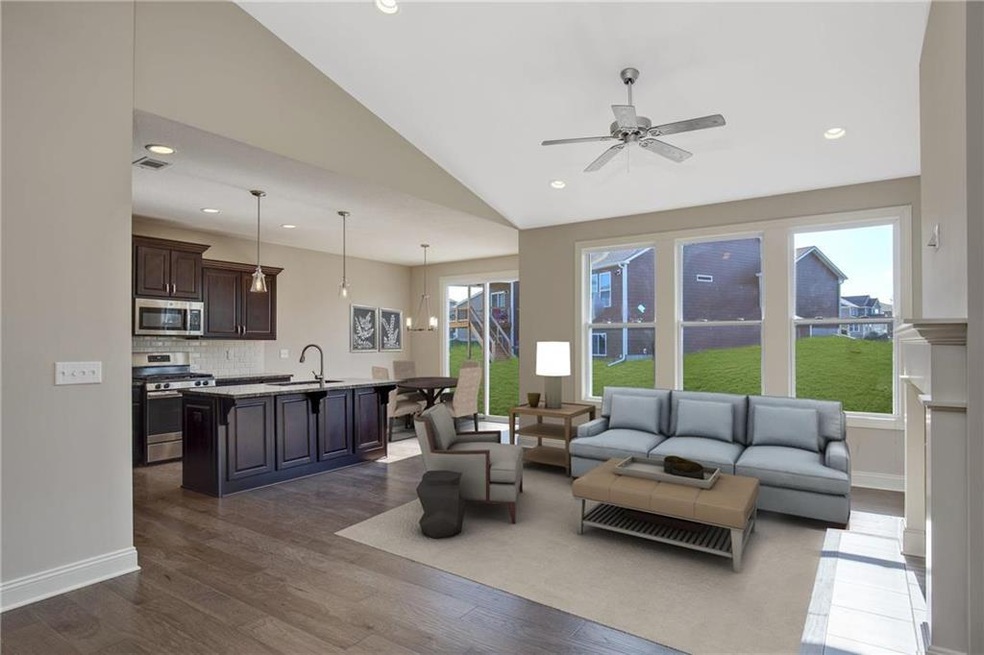 9208 Sunray Dr, Shawnee, KS 66227 - photo 1