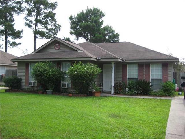 Photo. Attractive home with double parking pad alo