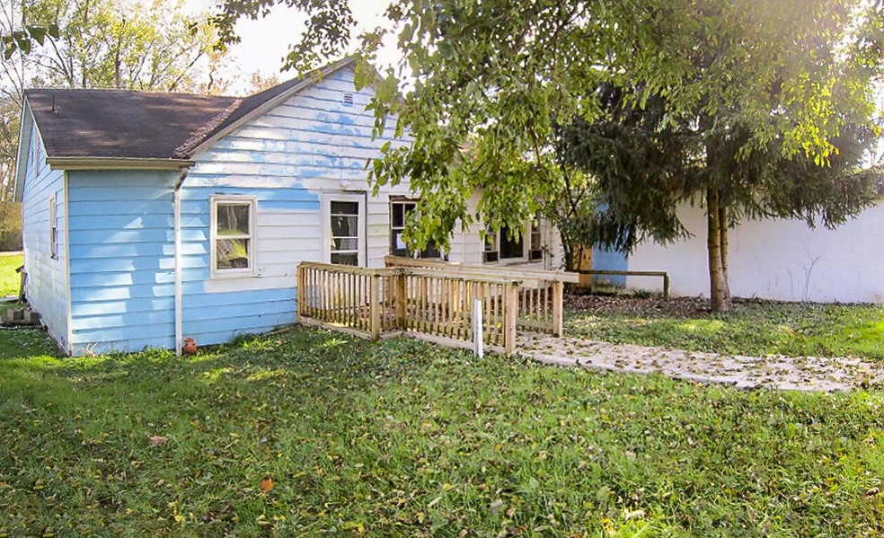 6050 Old Logan Rd SE, Lancaster, OH 43130 - photo 1