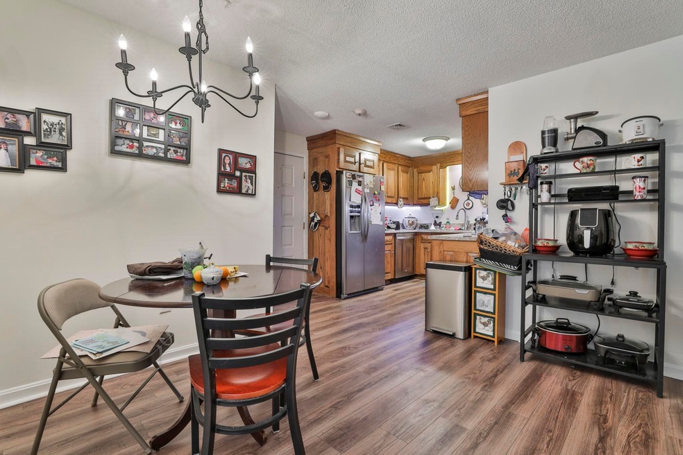 307 Amherst St unit U19, Nashua, NH 03063 - photo 1