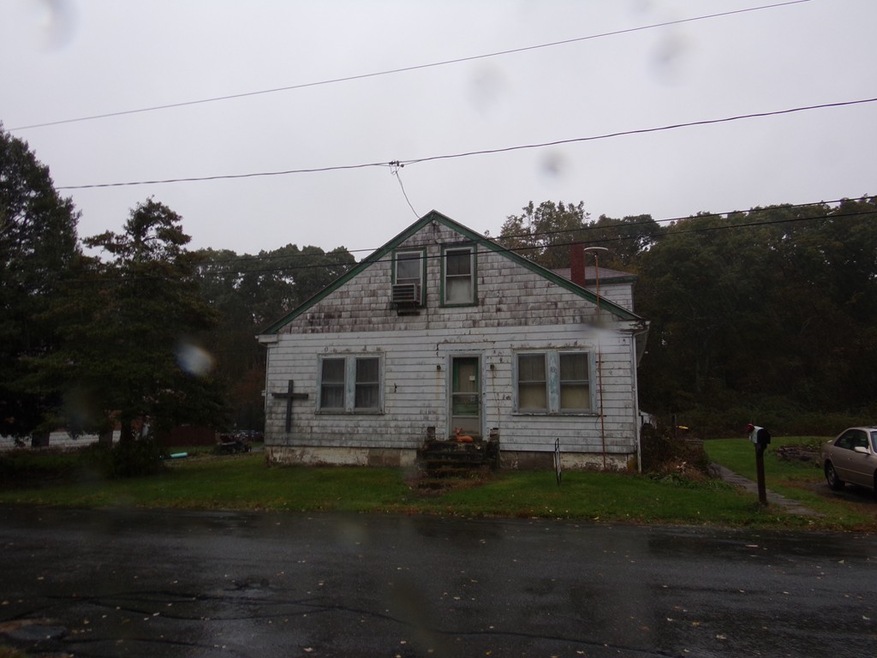 100 Cushman St, Acushnet, MA 02743 - photo 1