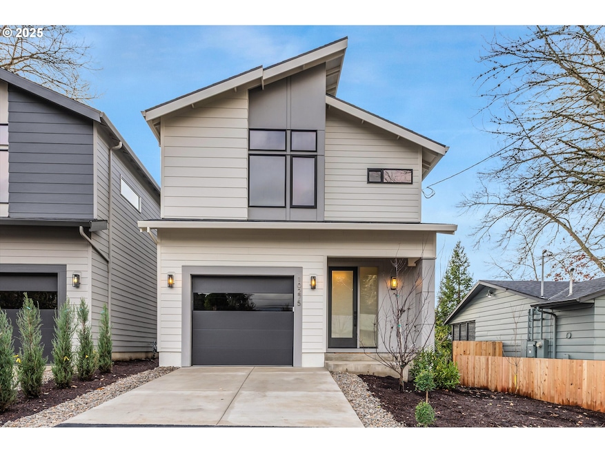 10275 SE 36th Ave, Milwaukie, OR 97222 - photo 1