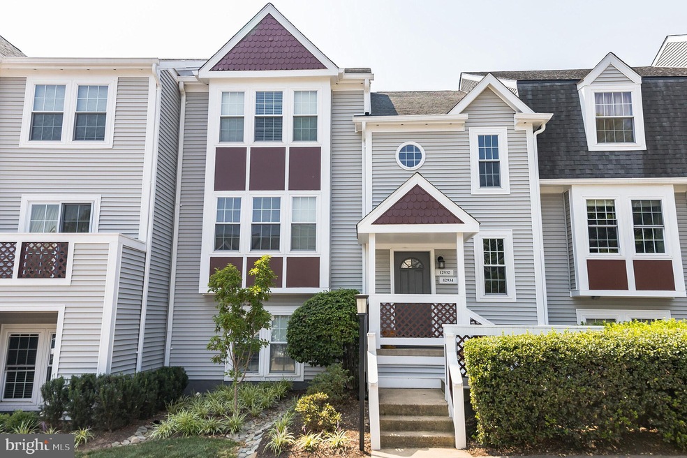 12934B Grays Pointe Rd unit 12934B, Fairfax, VA 22033 - photo 1