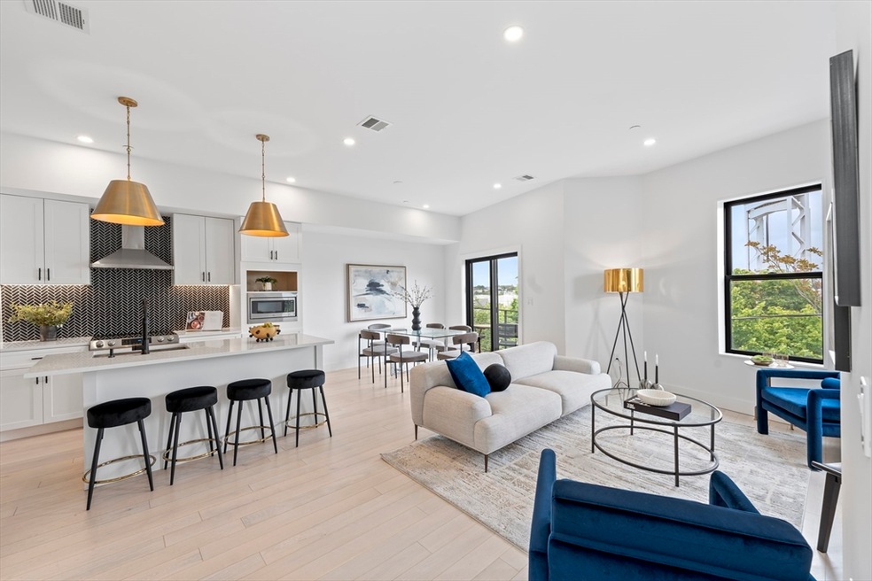 Sold $815,000 • Co-Listing Agent