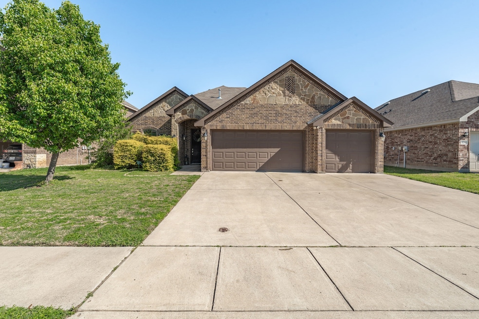 Under Contract $334,000